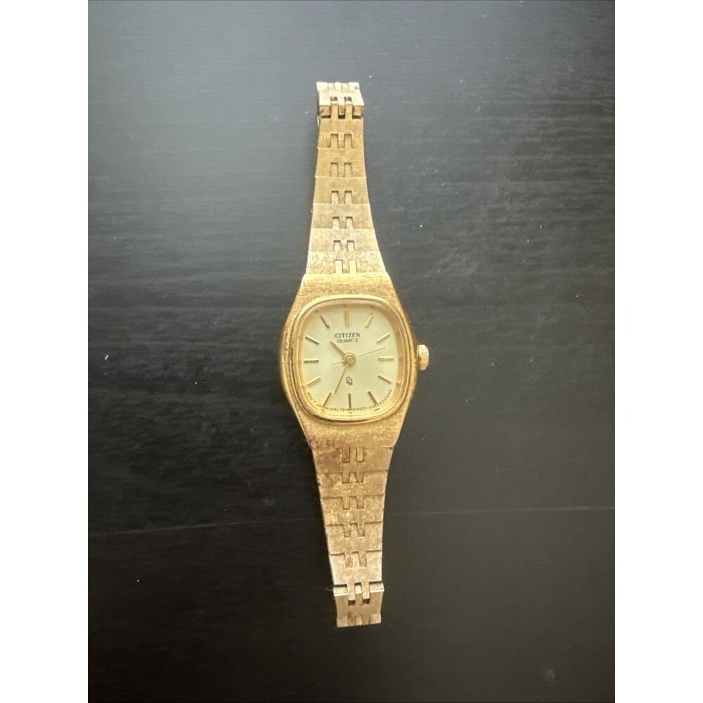 Citizen Vintage 1980's Bangle Quartz Ladies Gold Plated Wrist Watch